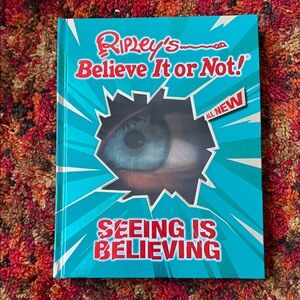 *NWT* Ripley's Believe It or Not! Book